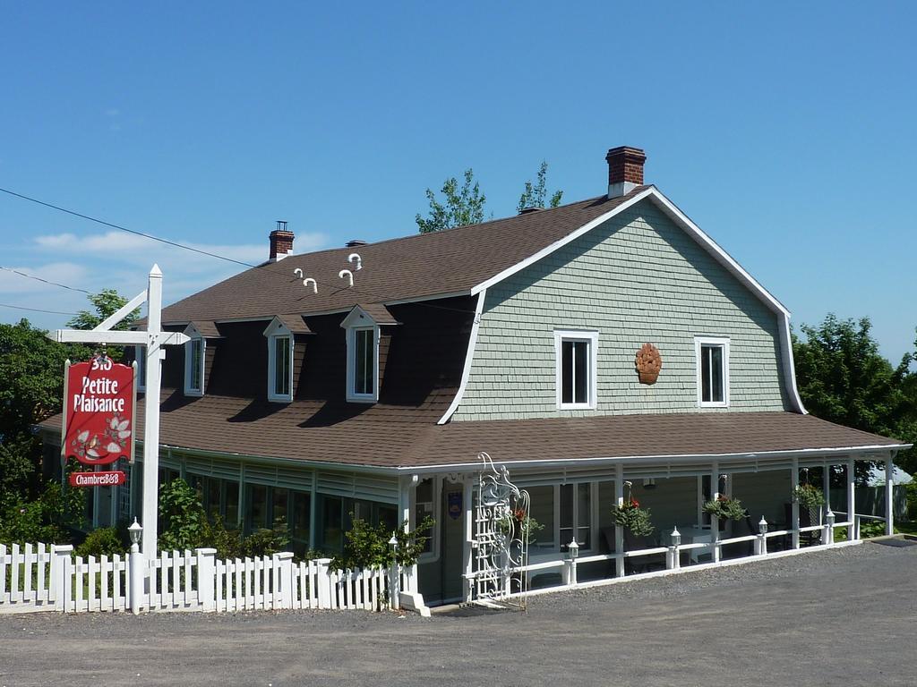 Auberge Petite Plaisance 拉马巴耶 外观 照片