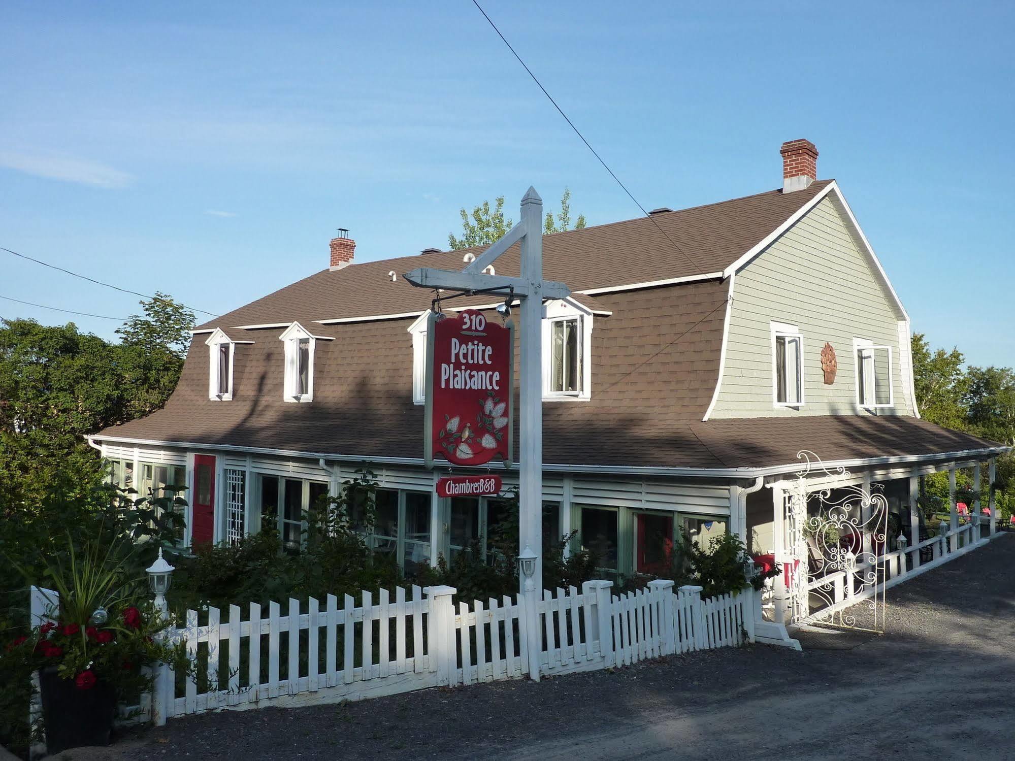 Auberge Petite Plaisance 拉马巴耶 外观 照片