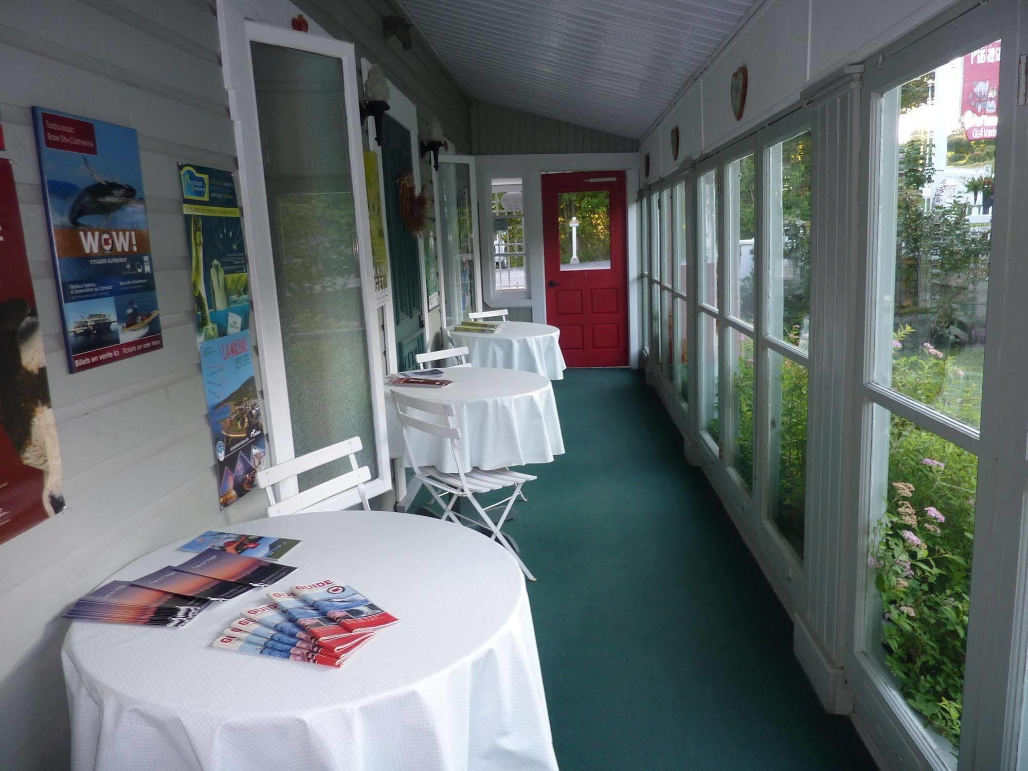 Auberge Petite Plaisance 拉马巴耶 外观 照片